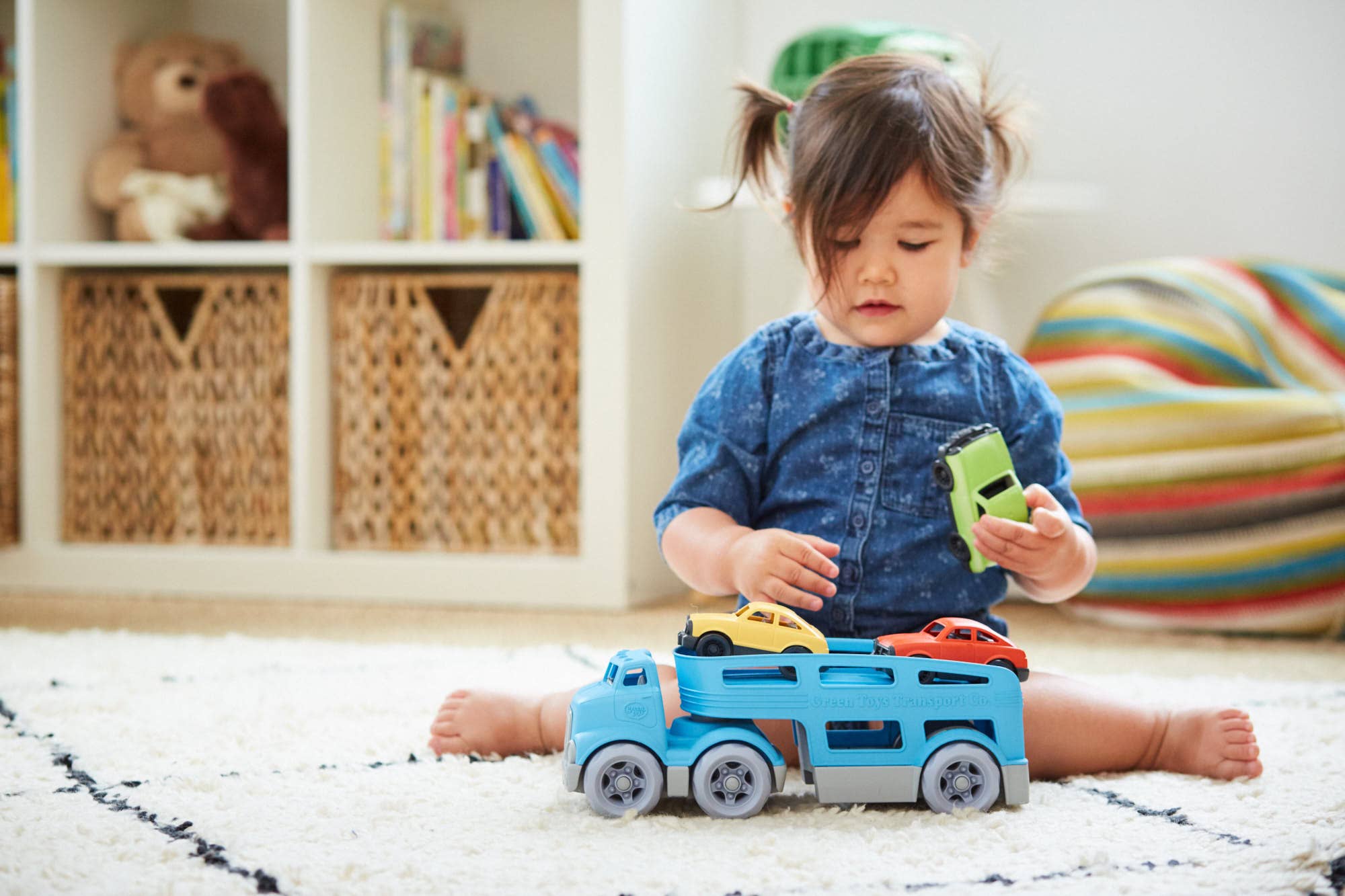 Image of Green Toys - Car Carrier w/ 3 Mini Cars